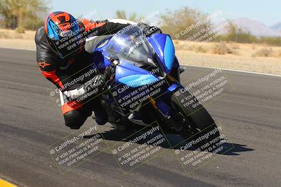 media/Oct-08-2022-SoCal Trackdays (Sat) [[1fc3beec89]]/Turn 7 Inside (145pm)/